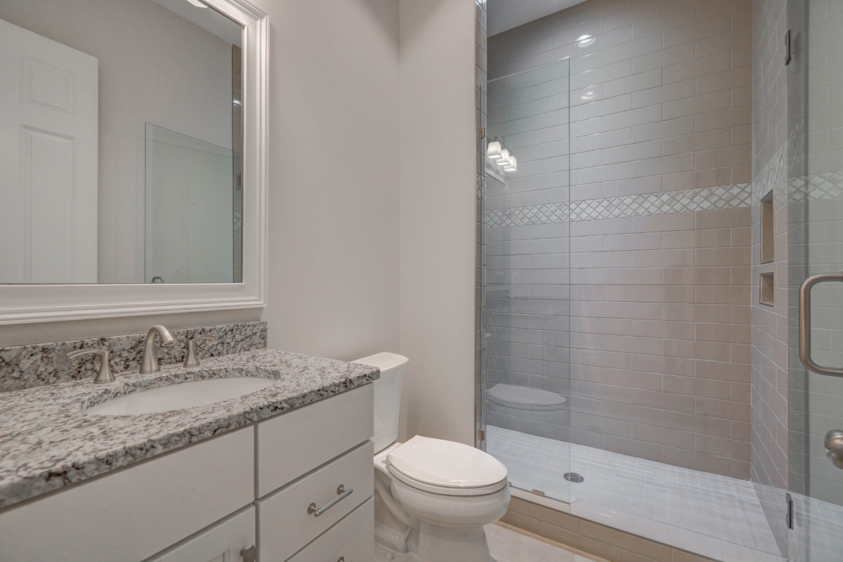 329RobinsonRD-bathroom2