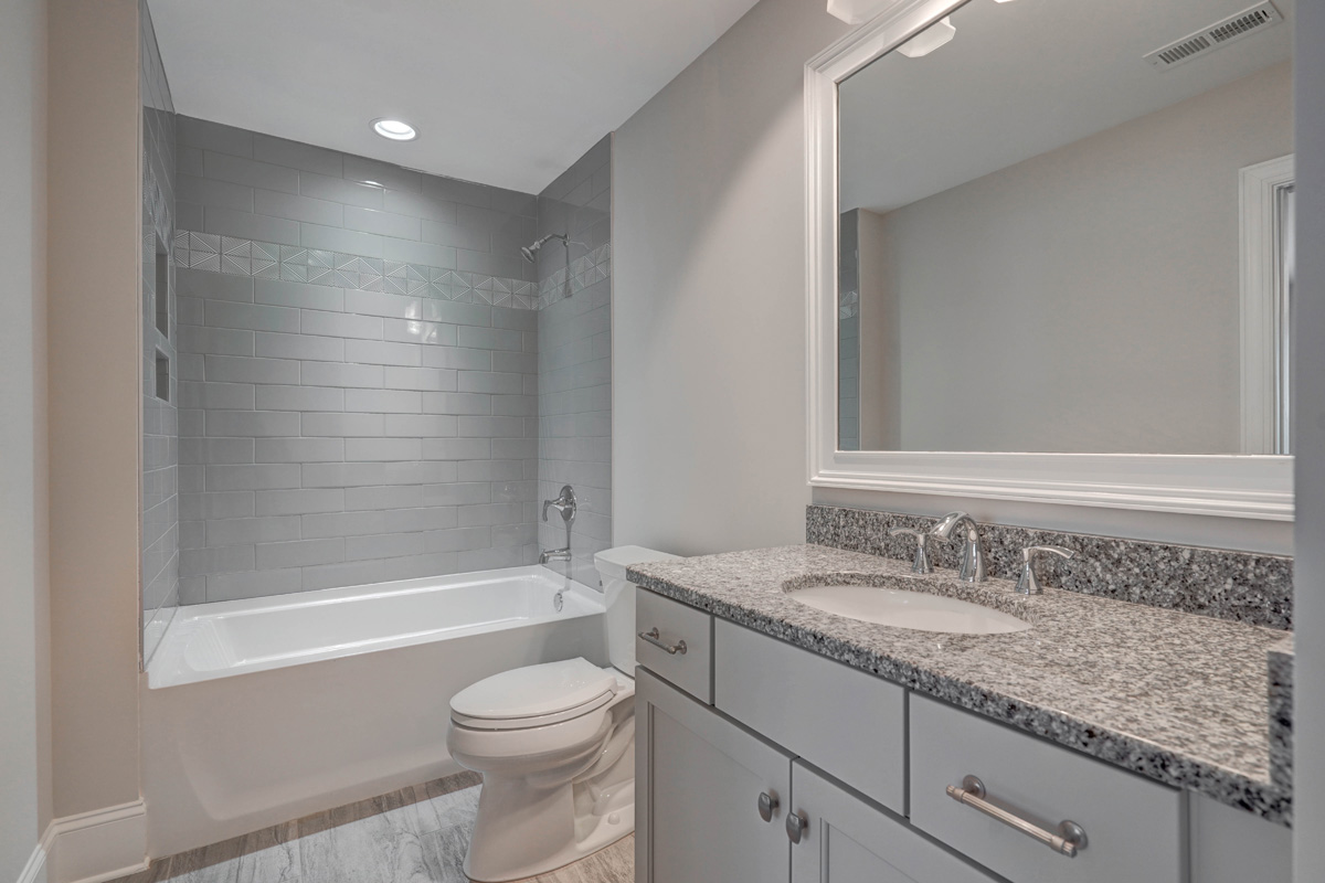 329RobinsonRD-bathroom3