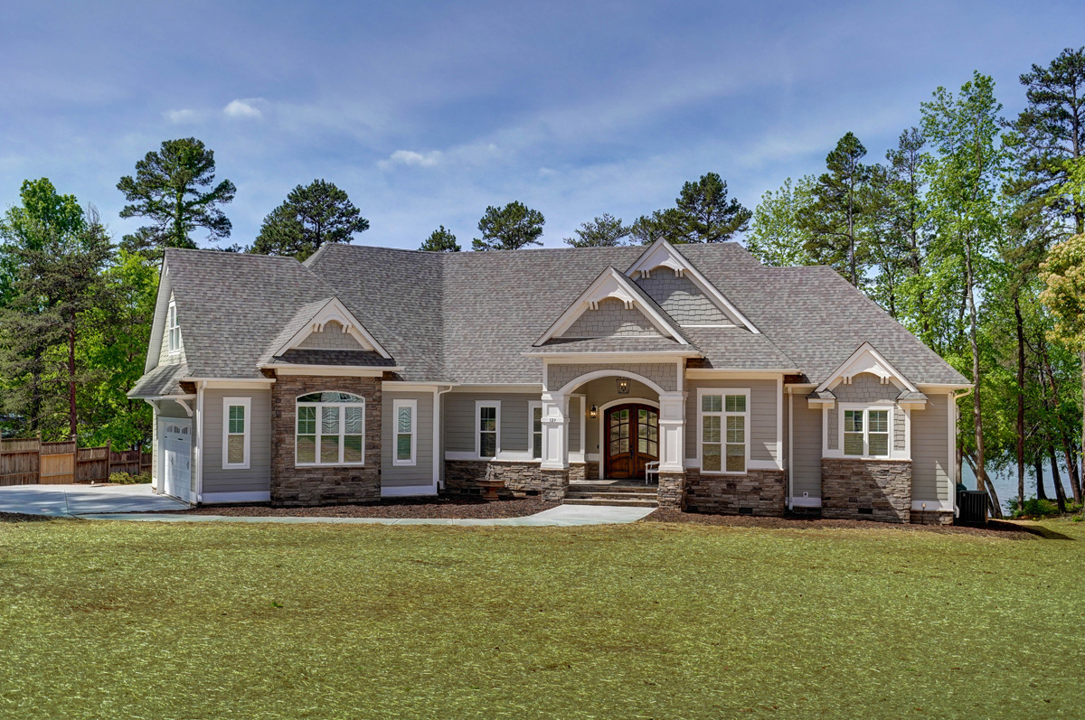 329RobinsonRD-front3