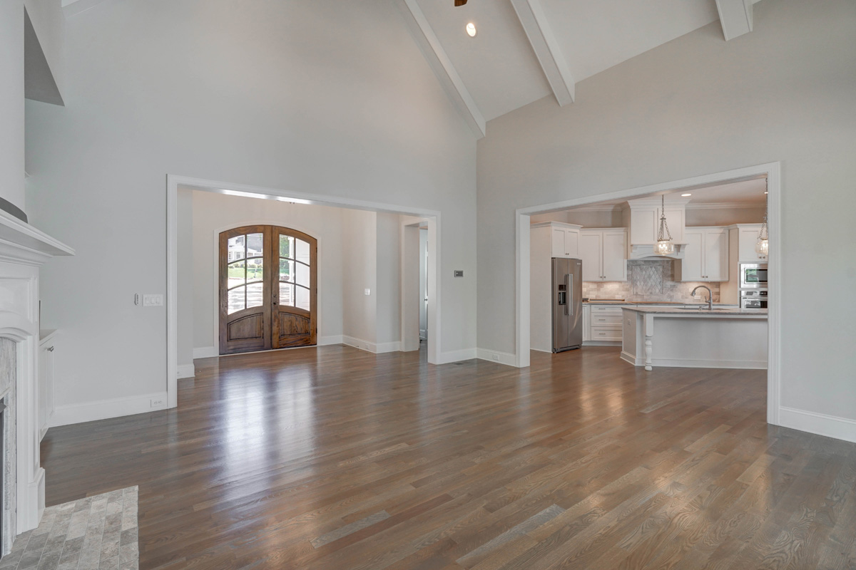 329RobinsonRD-living room4